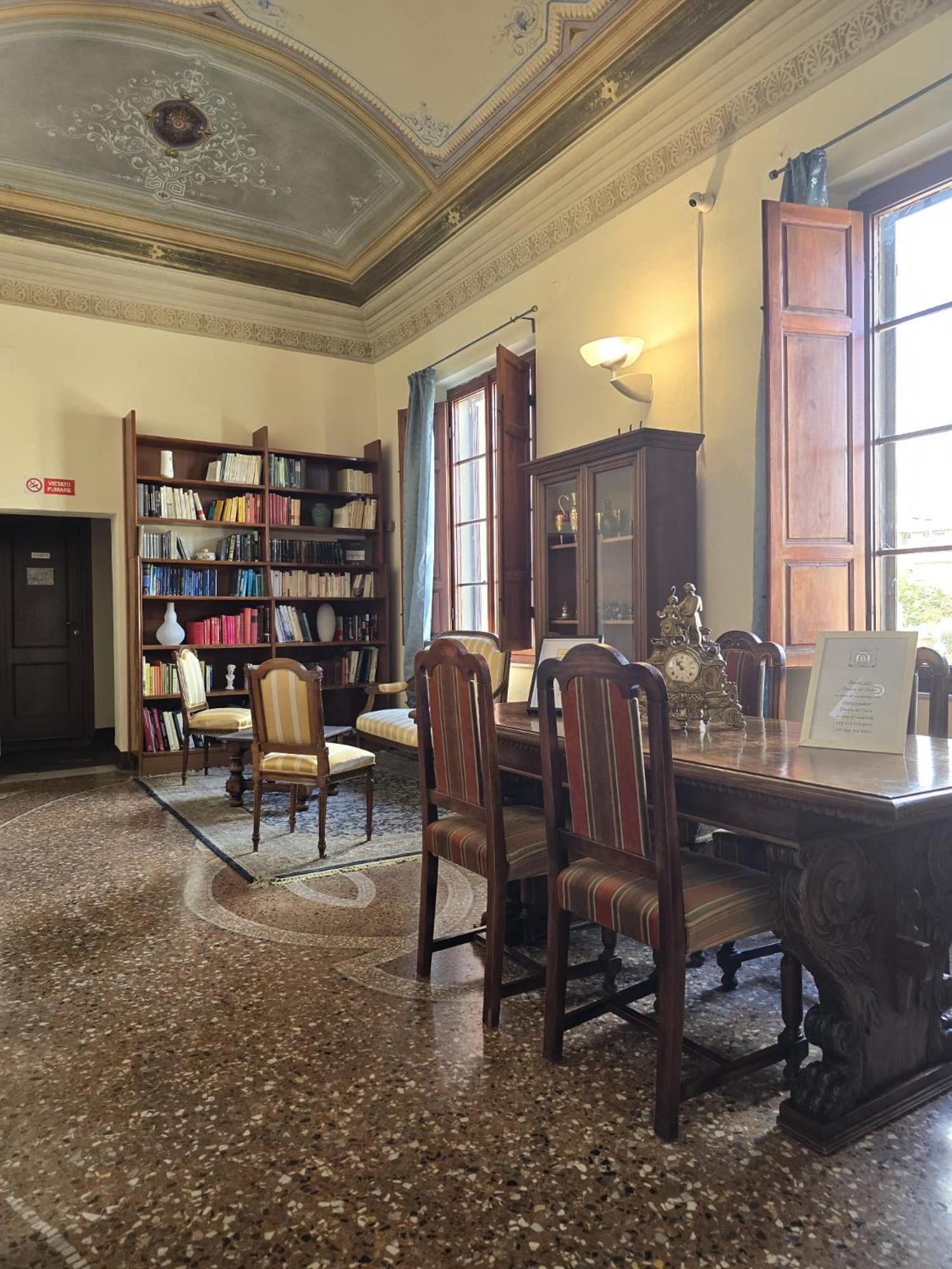 Dimora Del Conte Bed & Breakfast Pisa Exterior photo
