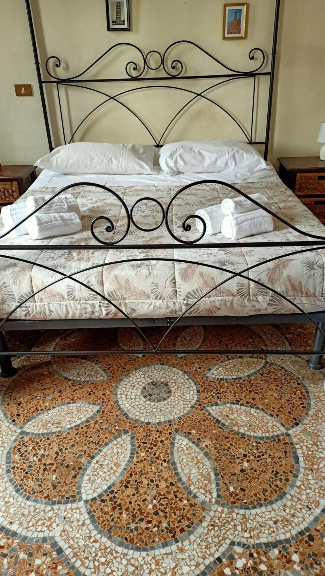 Dimora Del Conte Bed & Breakfast Pisa Exterior photo