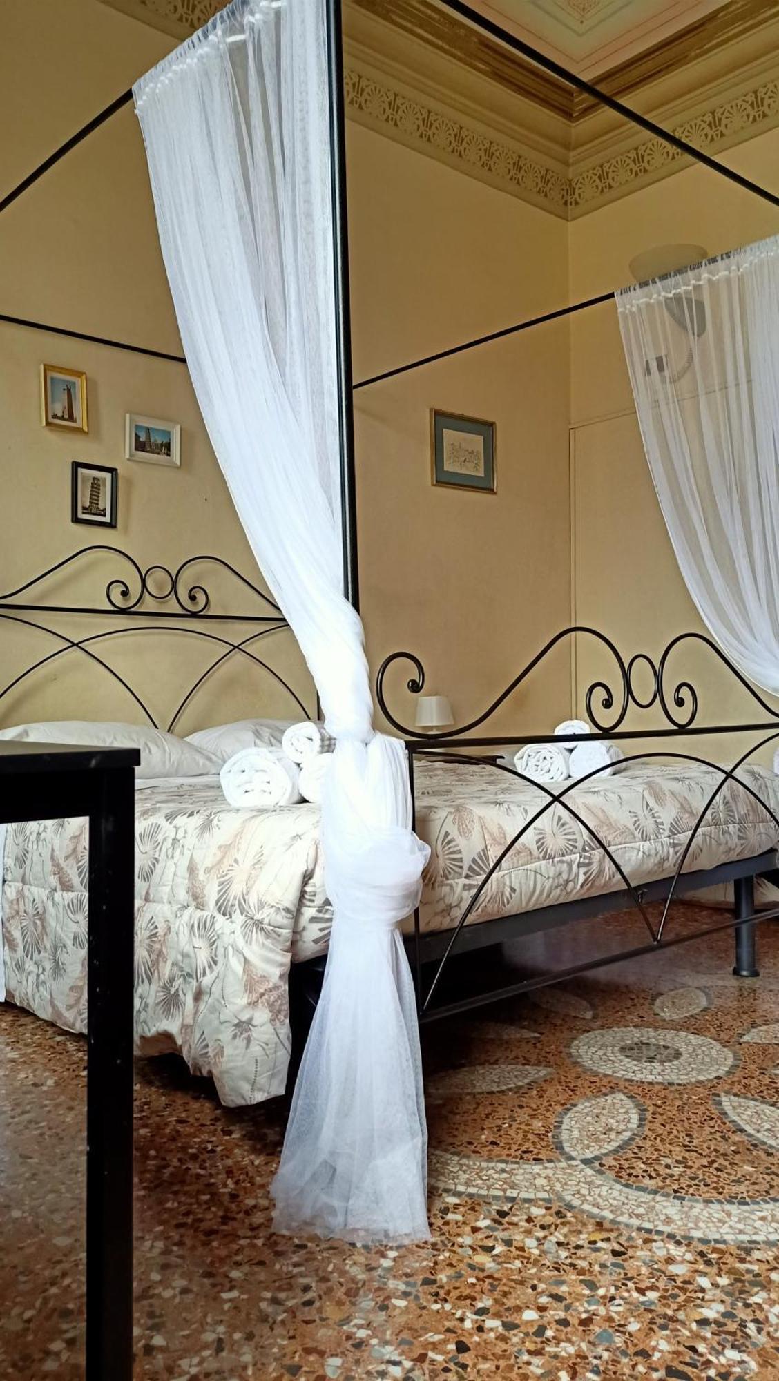 Dimora Del Conte Bed & Breakfast Pisa Exterior photo